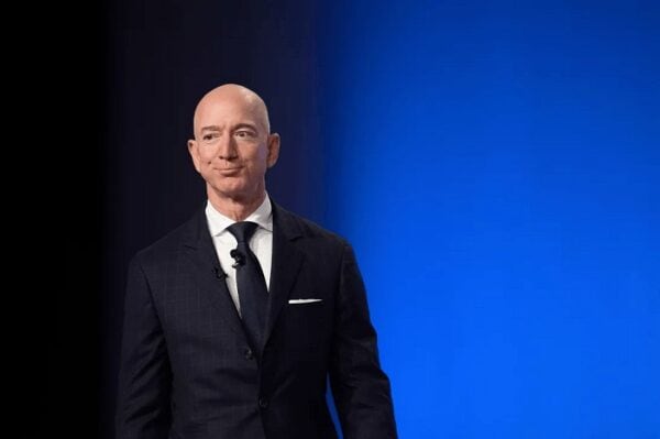 Amazon Jeff Bezos