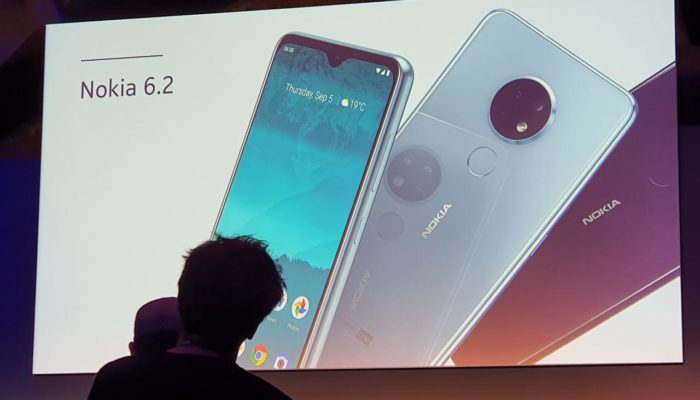 Nokia ha lanciato ufficialmente a Berlino i suoi due nuovi smartphone per combattere la concorrenza a colpi di grandi specifiche e soprattutto prezzi super competitivi