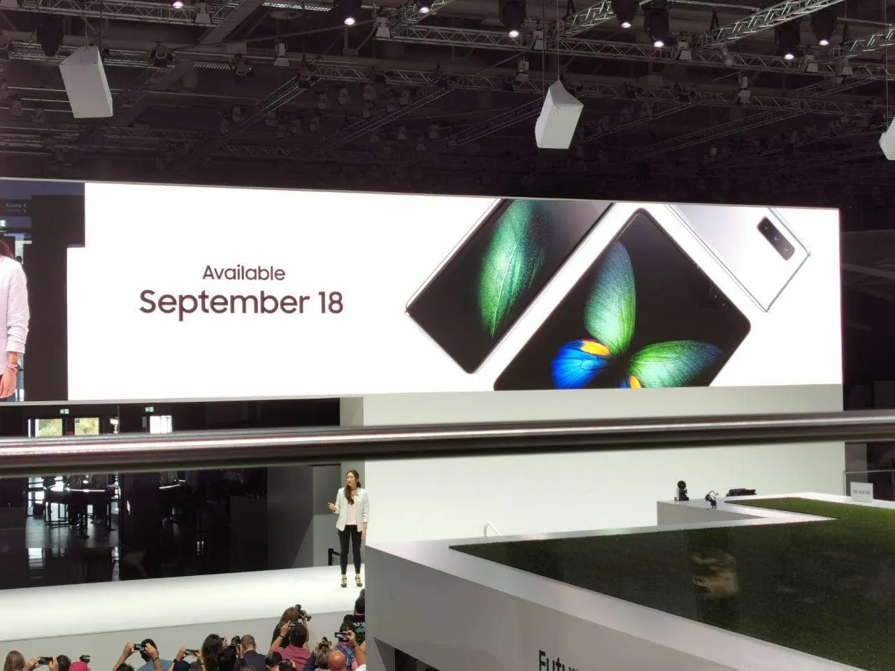 samsung-galaxy-fold-22