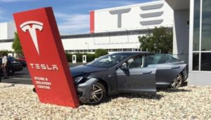 tesla-fail-pickup-elettrico-ford-concorrenza-data-700x400