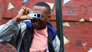 Canon IVY REC, la mini fotocamera resistente a tutto