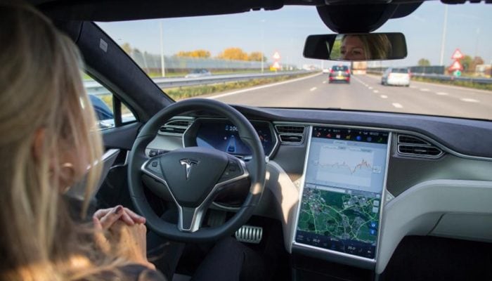 tesla full self-driving