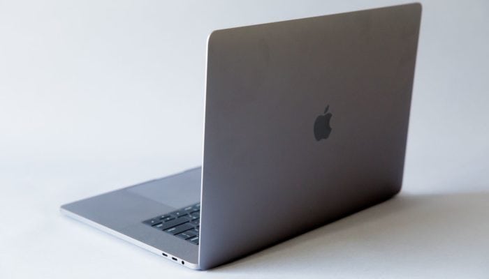 Apple MacBook