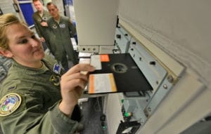 testate nucleari gestite da un floppy disk da 8''
