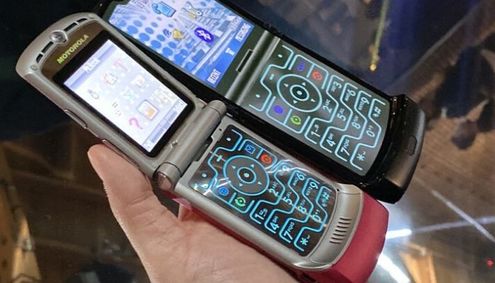 Motorola RAZR: la storia del pieghevole dal 2004