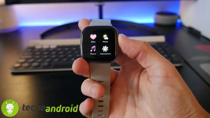 P1030814 Fitbit Versa 2