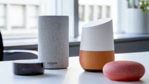 smart speaker amazon e google