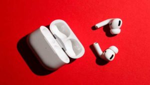 airpods-pro-apple-sensori-brevetto-aggiornamento-iphone-ipad-ios