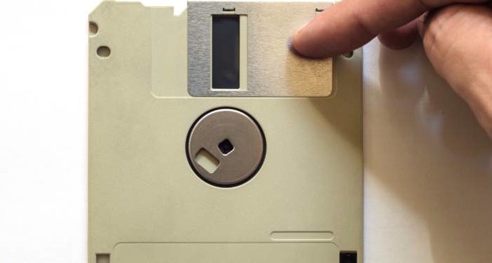 steve jobs floppy disk