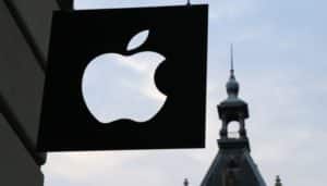 apple-arcade-gaming-keynote-iphone11-squareenix-gaming-e-sports-download-700x400