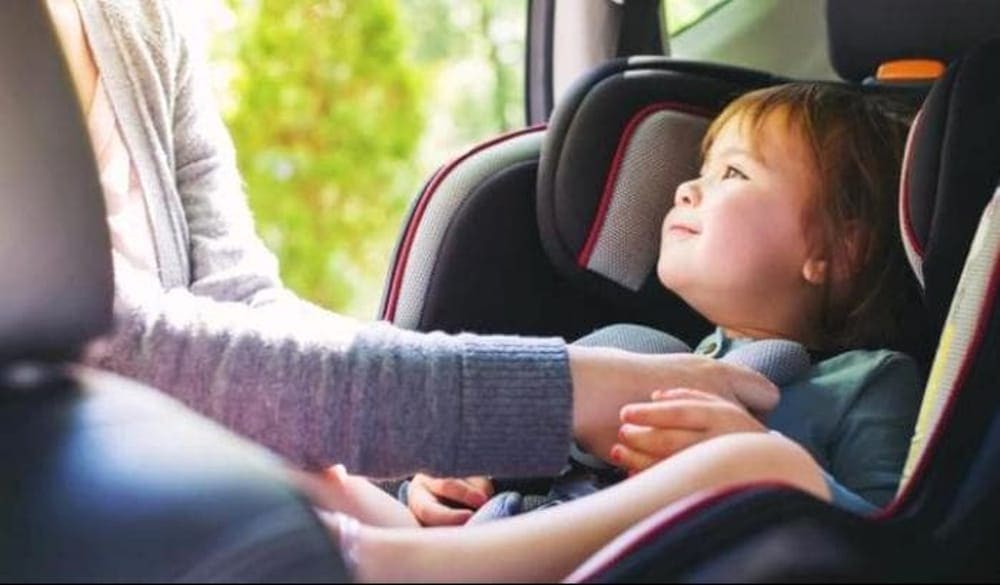 Seggiolini anti abbandono: le microonde “cuociono” i bambini?