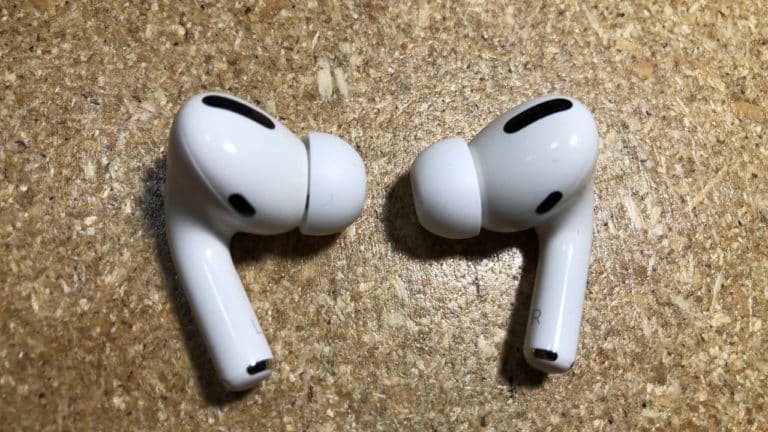 Apple AirPods