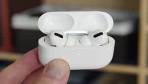 airpods-pro-cancellazione-attiva-rumore-problema-aggiornamento-iphone11