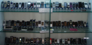 collezione telefoni
