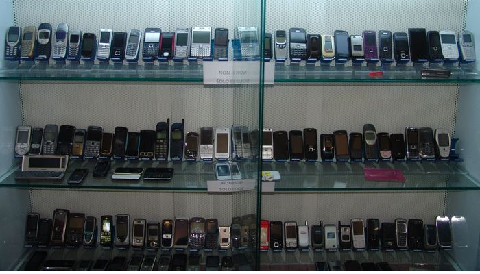 collezione telefoni