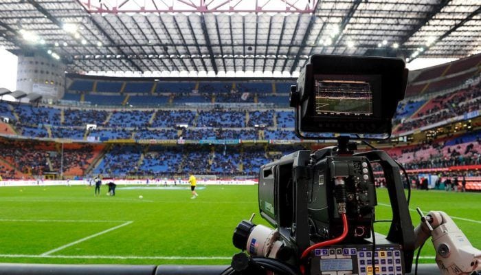 IPTV: 200 utenti nei guai, beccati con Sky e DAZN pirata