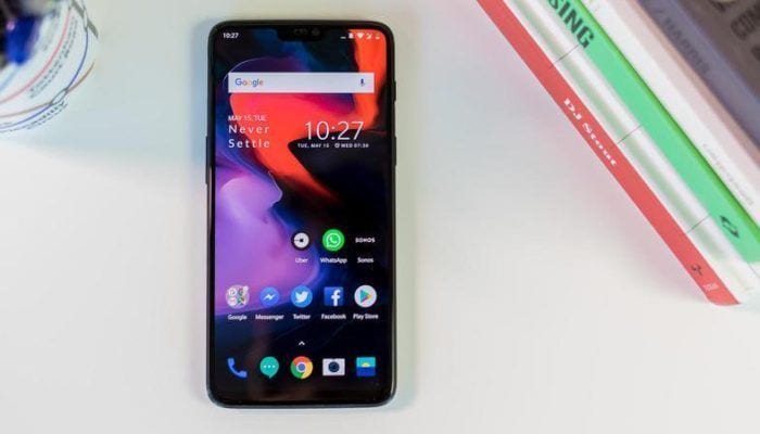 OnePlus-6-oxygenos-aggiornamento-android-10-700x400