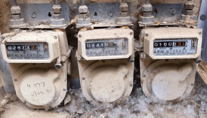 Contatori luce e gas manomessi: ecco come avviene la truffa della calamita