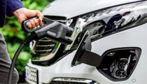 auto elettriche costi manutenzione