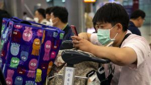 coronavirus smartphone