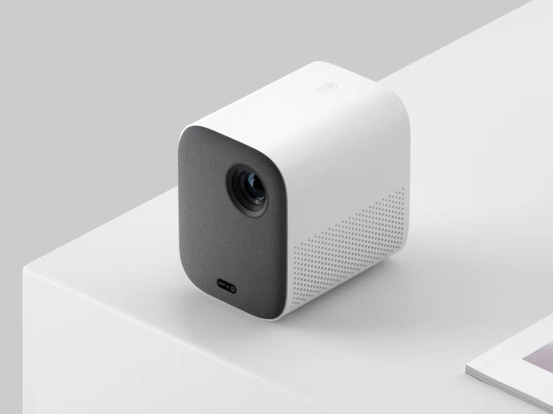 Mi-Smart-Compact-Projector_01