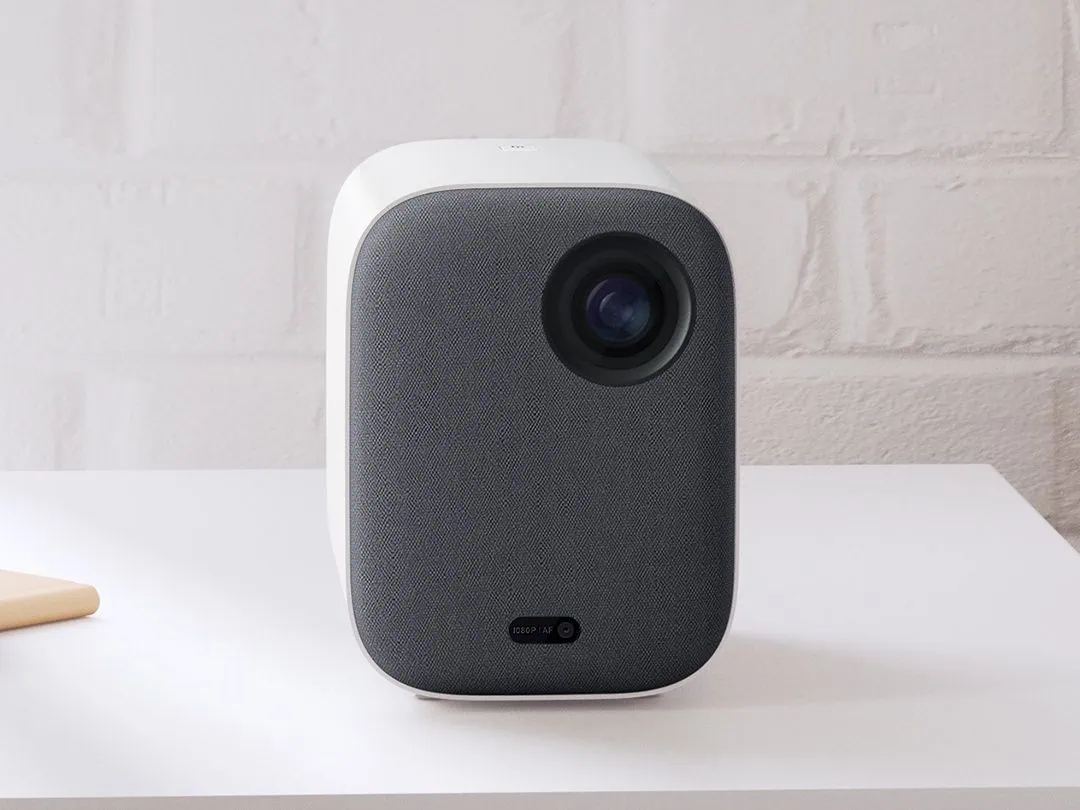Mi-Smart-Compact-Projector_03