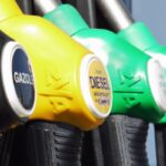 carburanti: prezzo benzina e diesel in calo