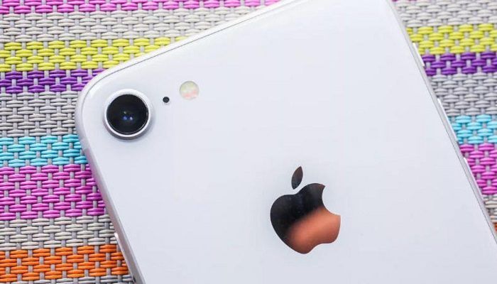 apple-produzione-iphone-se