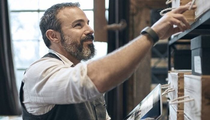 microsoft-guanti-intelligenti-realtà-virtuale-brevetto-sony-samsung-wearable
