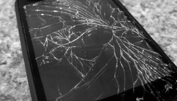 smartphone display rotto ossido di cerio