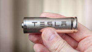 tesla nuova batteria