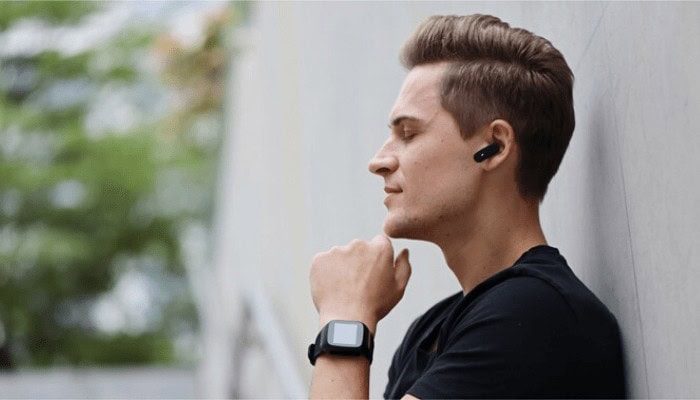 Mumkair, lo smartwatch con auricolari true-wireless stereo integrati