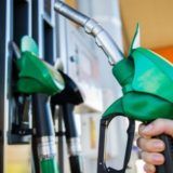 carburante prezzo benzina e diesel in calo