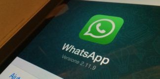 WhatsApp: nuova multa da 300 euro per ogni utente, il messaggio in chat