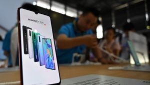 huawei-p30-smartphone-google-play-app-new-model-nuovo-aggiornamento