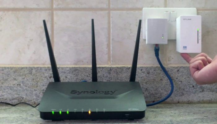 https://www.tecnoandroid.it/wp-content/uploads/2020/05/router-powerline-internet-700x400.jpg