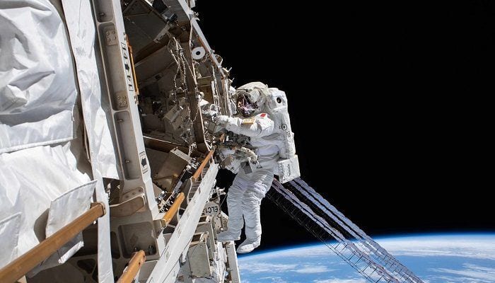 tom-cruise-spazio-iss