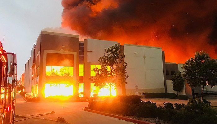 amazon-magazzino-incidente-fiamme