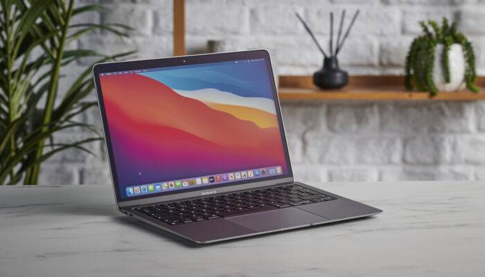 MacBook Air M1: I laptop di casa Apple tornano disponibili su Amazon