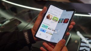 galaxy-fold-lite-samsung-prezzo-data-android-11-qualcomm-snapdragon-865