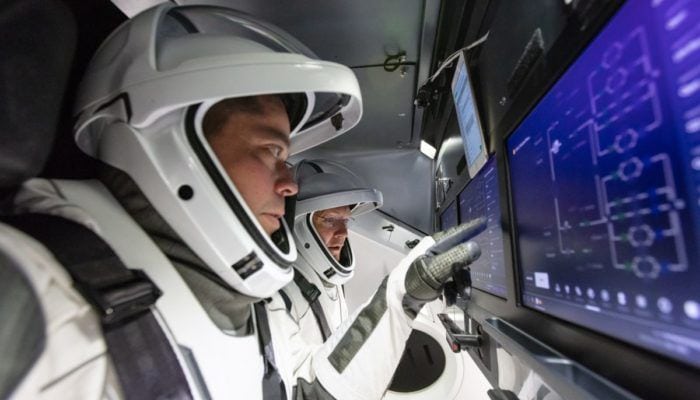 spacex topo a bordo