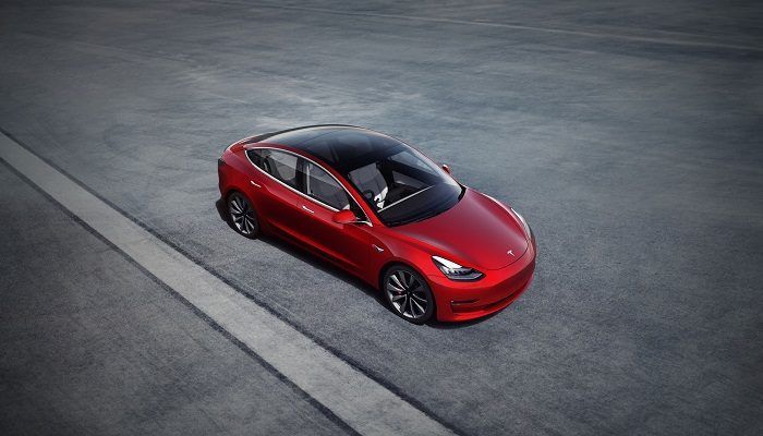 tesla-causa-collettiva-model-3