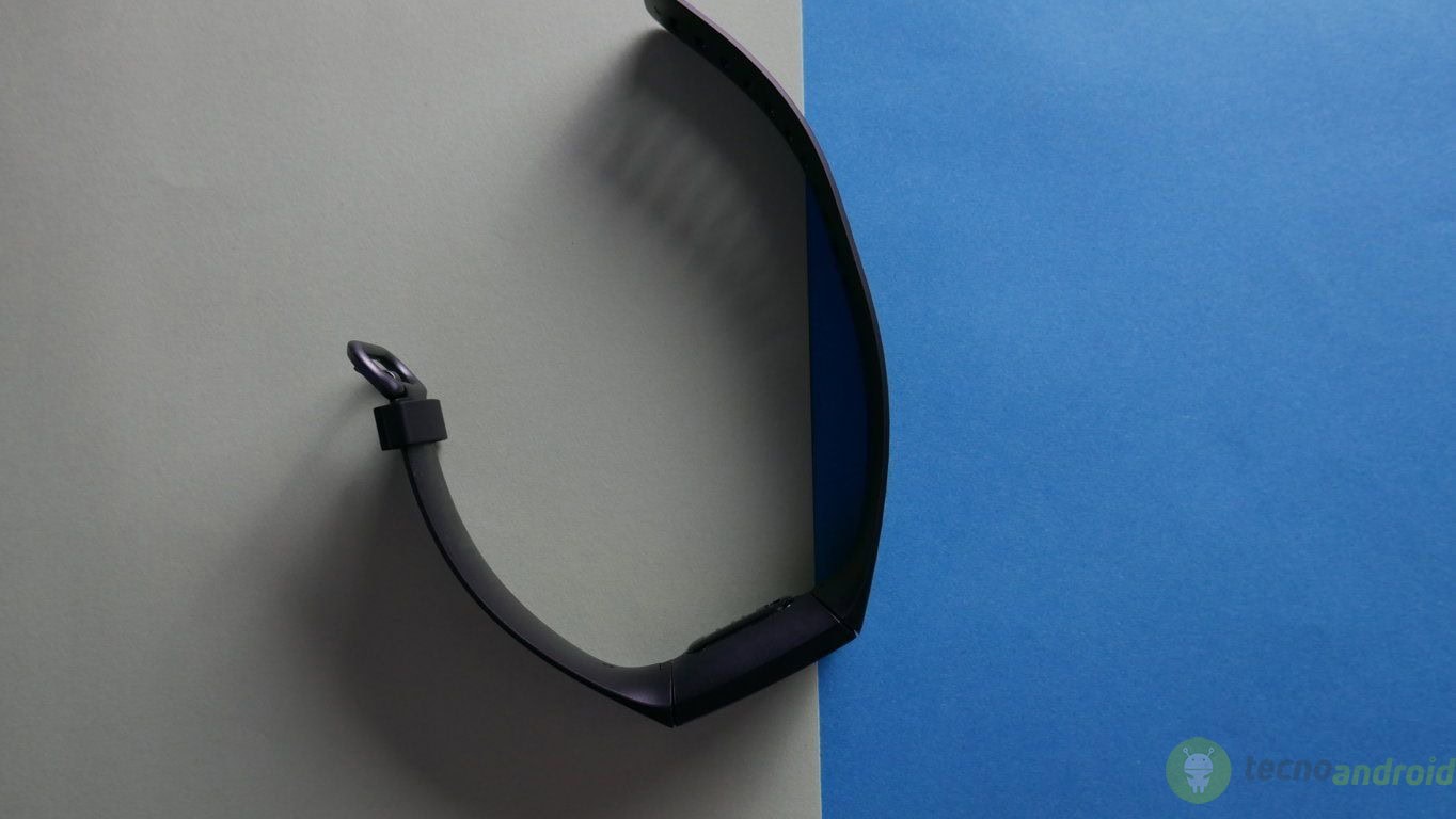 Fitbit Charge 4 (13)
