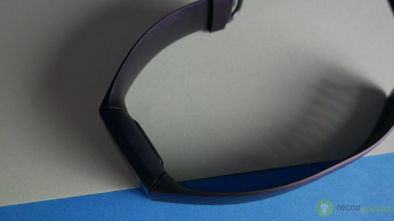 Fitbit Charge 4 (14)