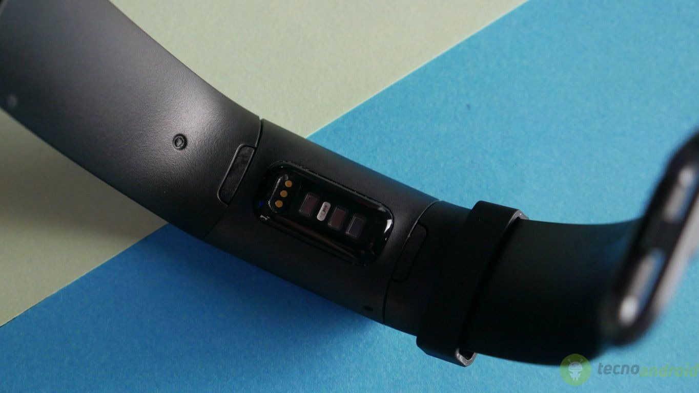 Fitbit Charge 4 (16)