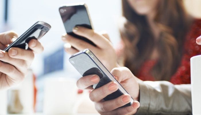 Smartphone minerali interni