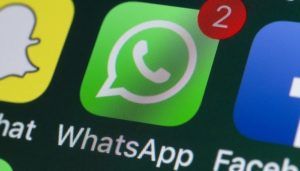 whatsapp-aggiornamento-fake-news-android-smartphone