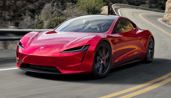 Tesla Roadster, la nuova versione vuole battere il record del Nurburgring
