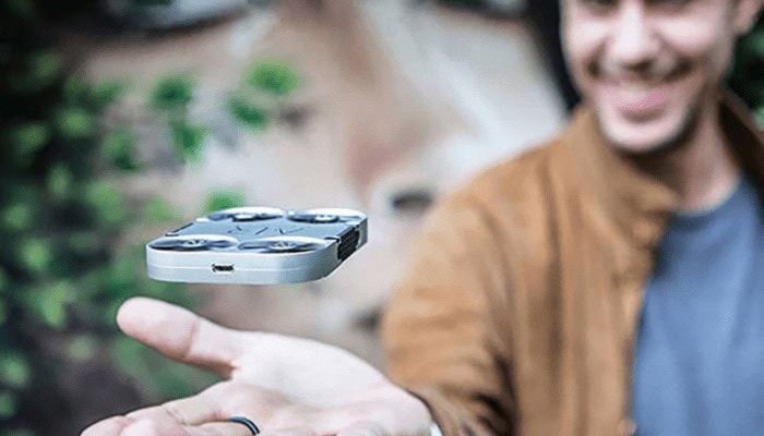 AirSelfie, arrivano in Italia i primi droni tascabili per i selfie