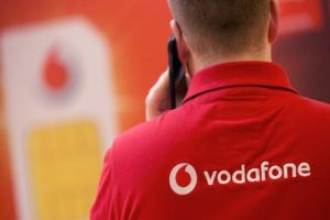 Vodafone stupisce ancora: 3 offerte fino a 50GB solo per questi utenti